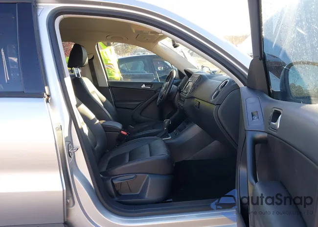 WVGAV7AX9HK027199: 43721533