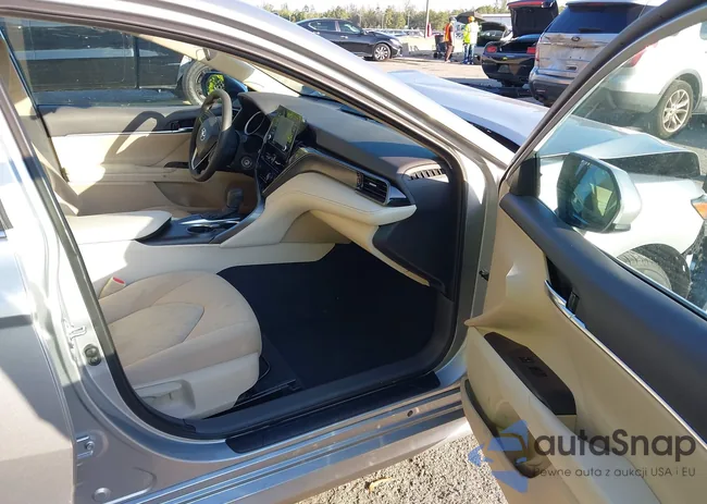 4T1C11AKXNU004553: 43721588