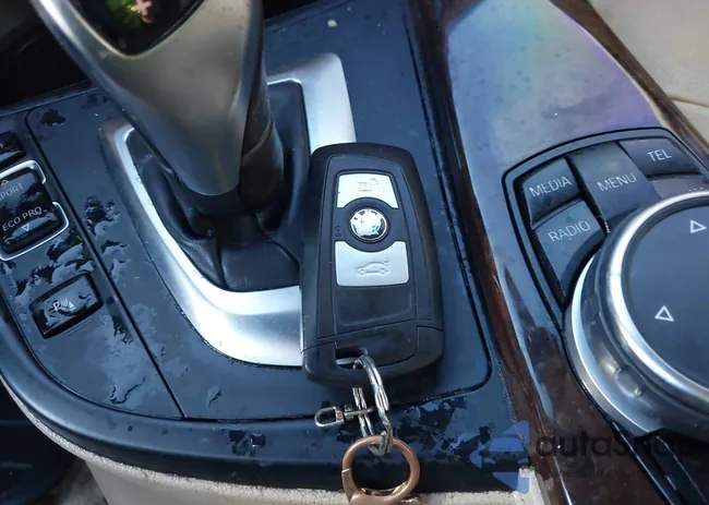 WBA4A9C5XFGL86370: 43720642