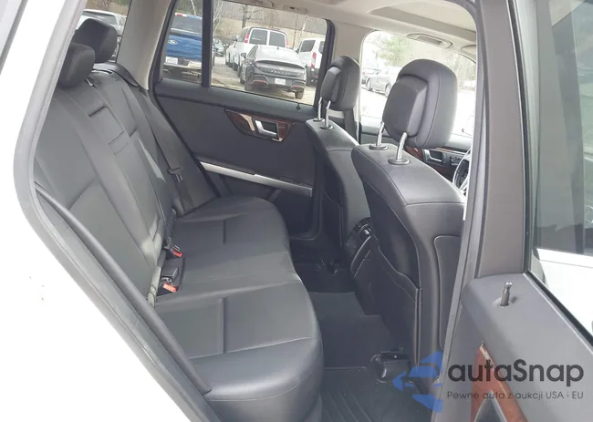 WDCGG8JB2FG341256: 43720686