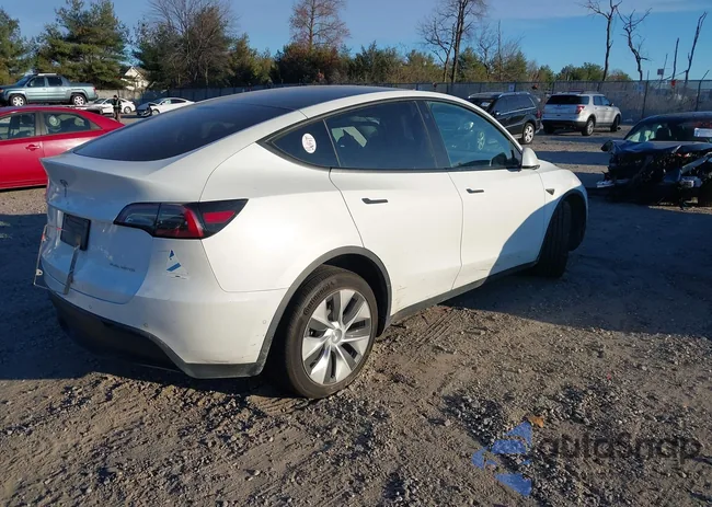 7SAYGDEE1NF321826: 43720694