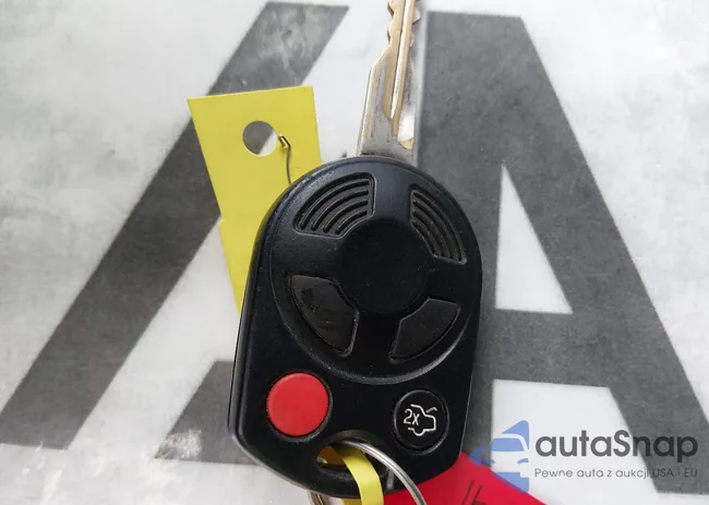 4M2CU91158KJ00943: 43720713