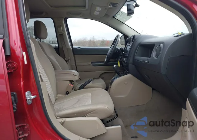 1C4NJDEB1CD577900: 43720750