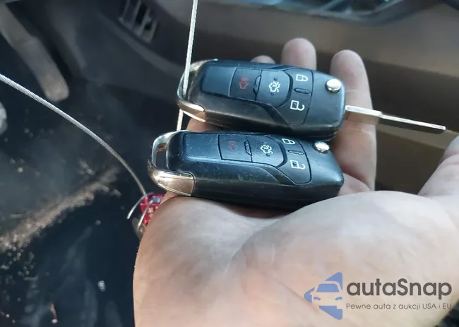 3FA6P0H77GR117159: 43720765