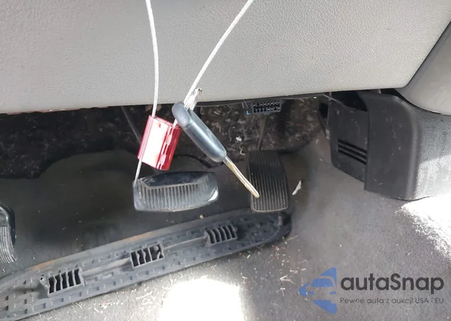 1FTRW12WX8FB10687: 43720911