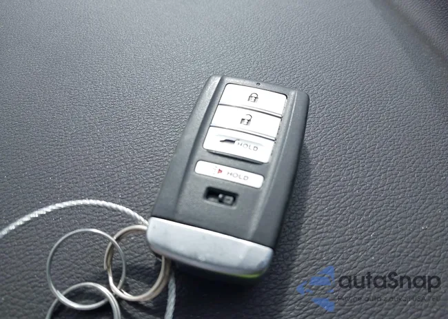 5J8YD3H3XLL006318: 43720996