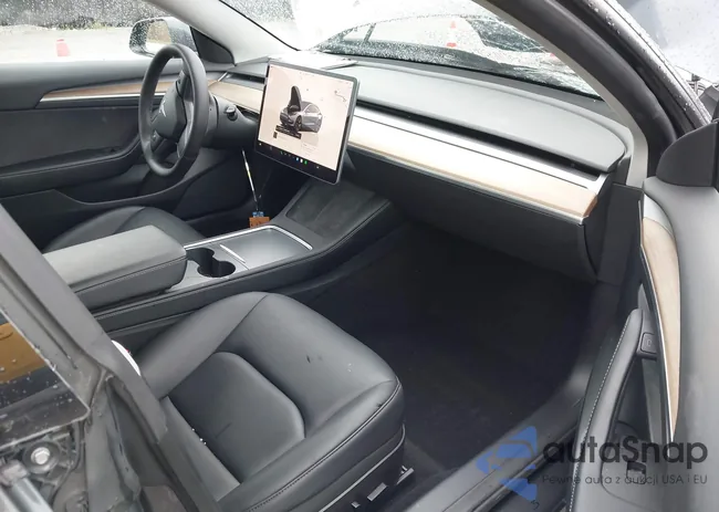 5YJ3E1EB2NF241713: 43722046