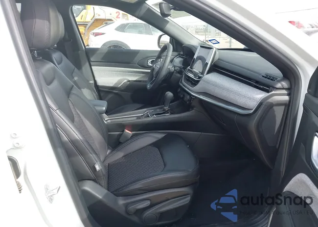 3C4NJDBN8ST568070: 43722062