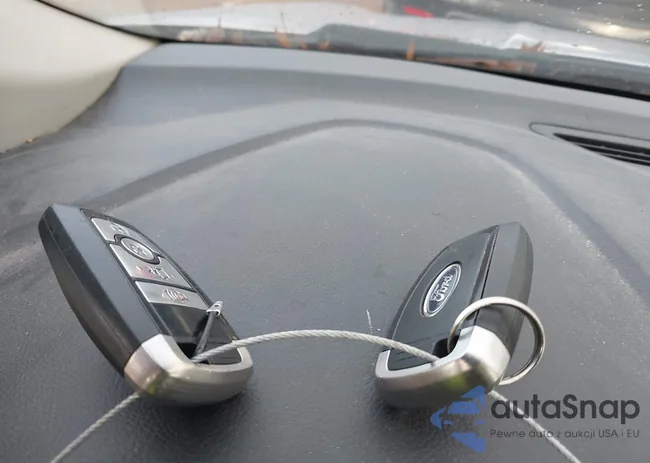 3FA6P0LU6JR221677: 43722133