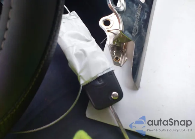 WAUBA24B2WN073179: 43722358