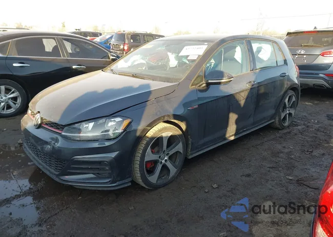 3VW447AU1JM294021: 43722405