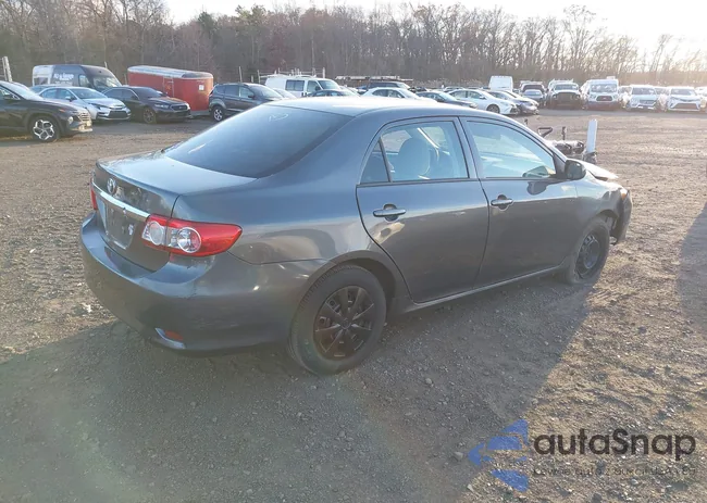 2T1BU4EE4CC850636: 43722467