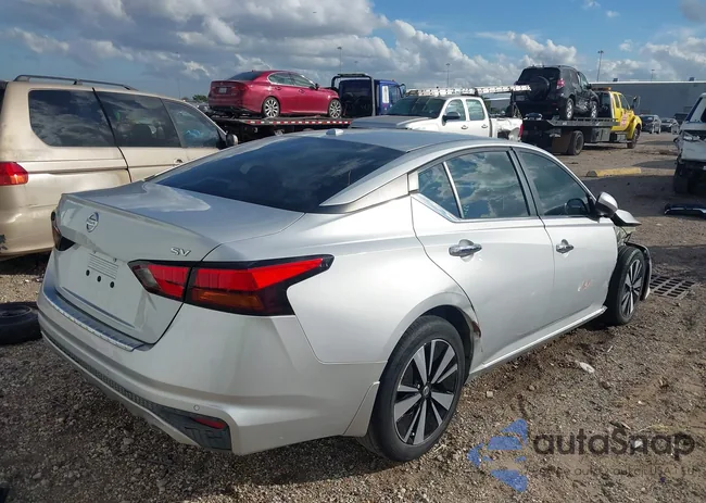 1N4BL4DV2MN330721: 43722506