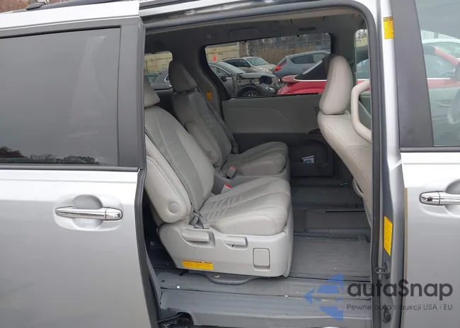 5TDDK3DC8ES077415: 43722553