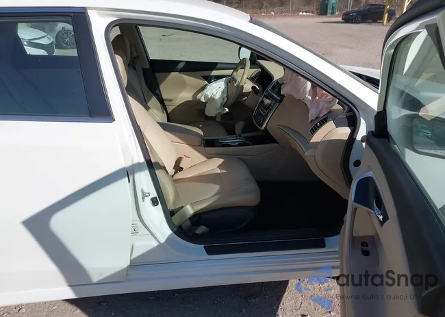 1N4AL3AP8HC279058: 43723394