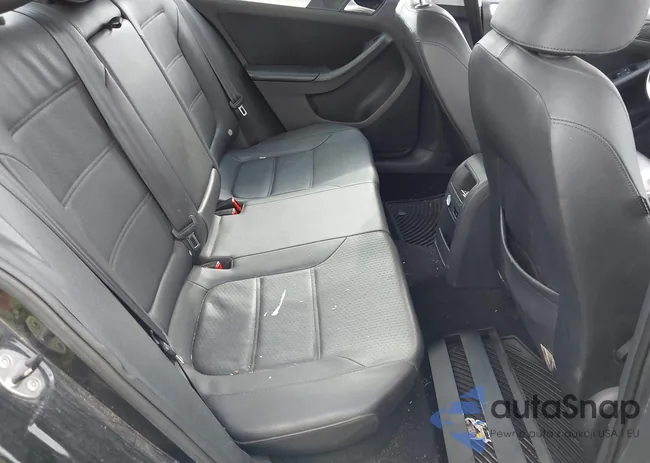 3VWD07AJ5EM267444: 43723432