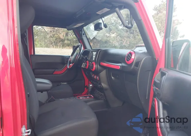 1C4BJWDG2GL304441: 43723562