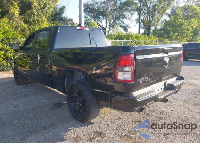 1C6RREMT3RN101023: 43722646