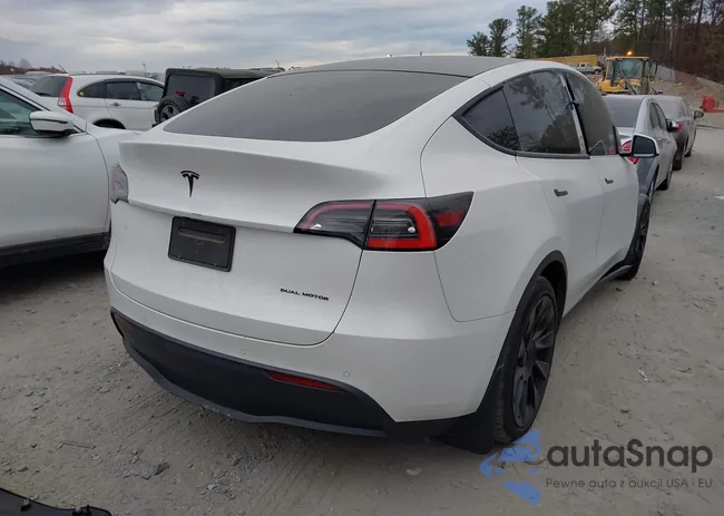 5YJYGDEE0LF048906: 43722670