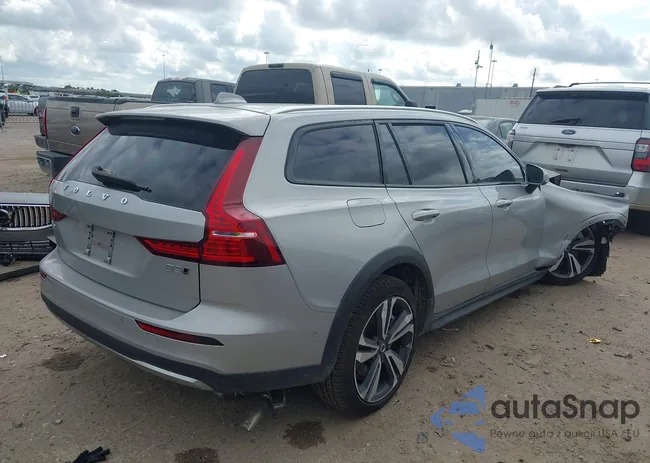 YV4L12WK1S2149245: 43722874