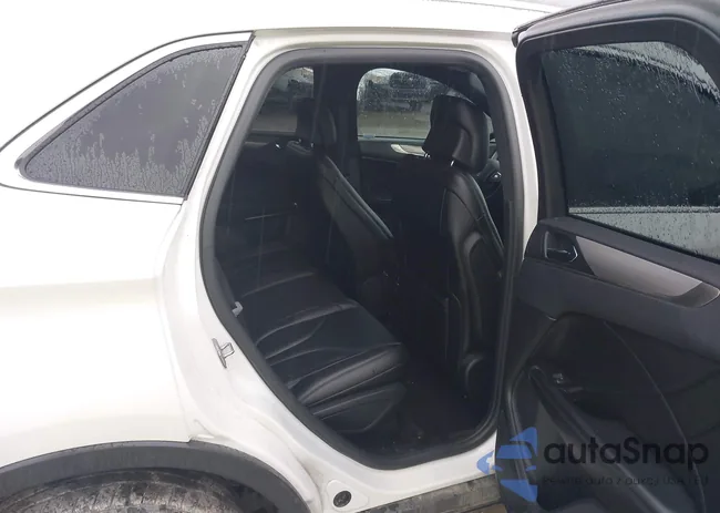 5LMCJ1D98HUL56699: 43722923