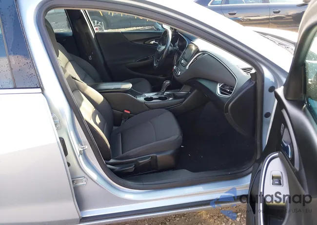 1G1ZD5ST2JF174269: 43724217