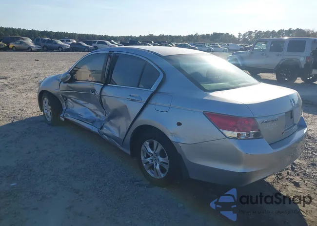 1HGCP264X8A116151: 43724226