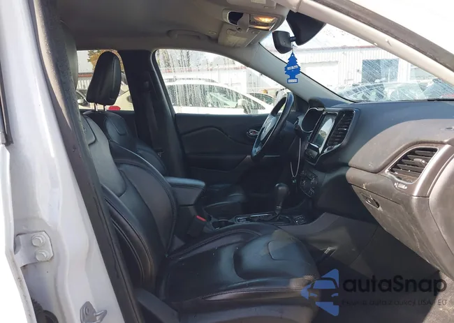 1C4PJLDB6KD196000: 43724239