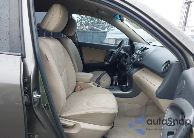 2T3ZF4DV1AW044105: 43724275