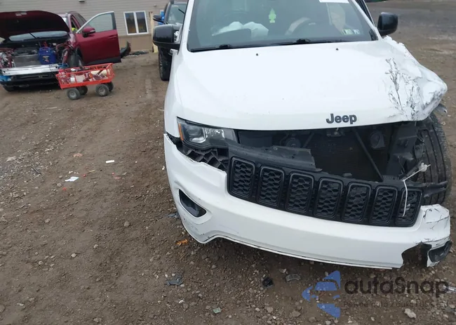 1C4RJFAG7JC375757: 43724556