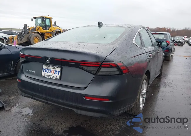 1HGCY1F21SA077463: 43724635