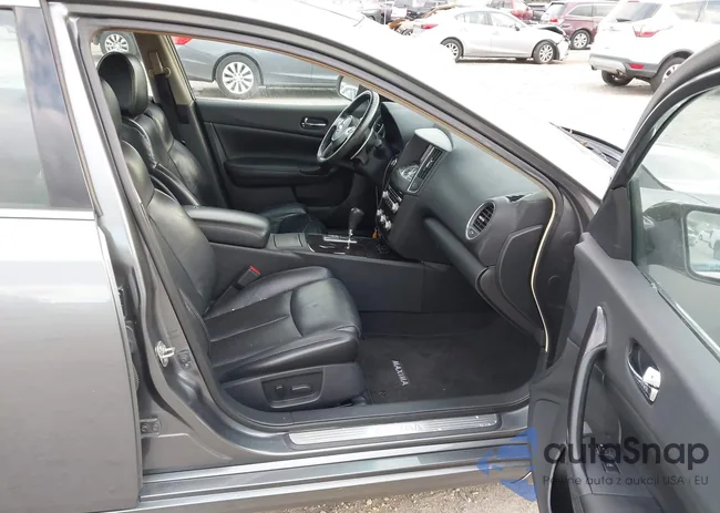 1N4AA5AP0EC496875: 43723655