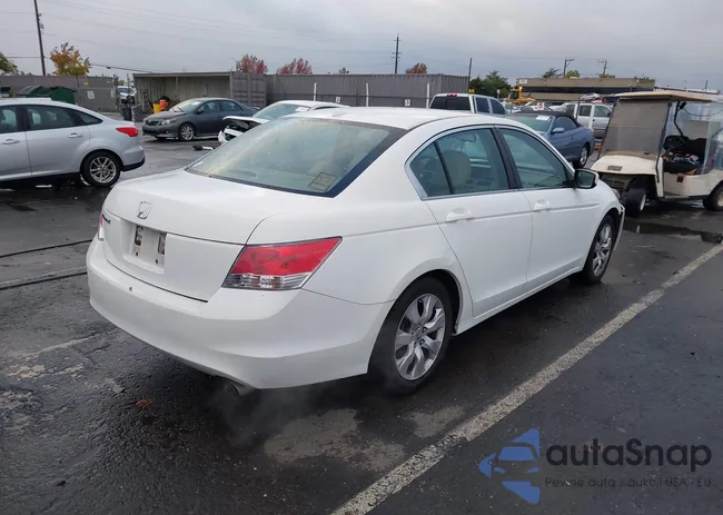 1HGCP2F88AA060638: 43723692