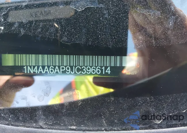 1N4AA6AP9JC396614: 43723712