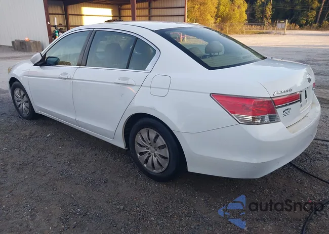 1HGCP2F35BA152182: 43723732