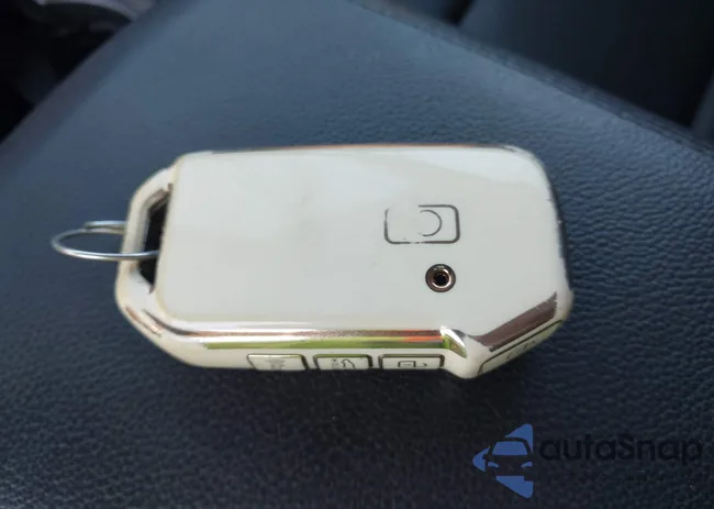 KNDPVCAG2P7102995: 43723855