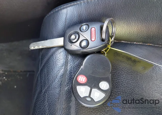 1HGCP26818A035557: 43723963