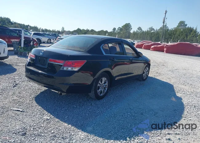 1HGCP2F62CA226783: 43725069