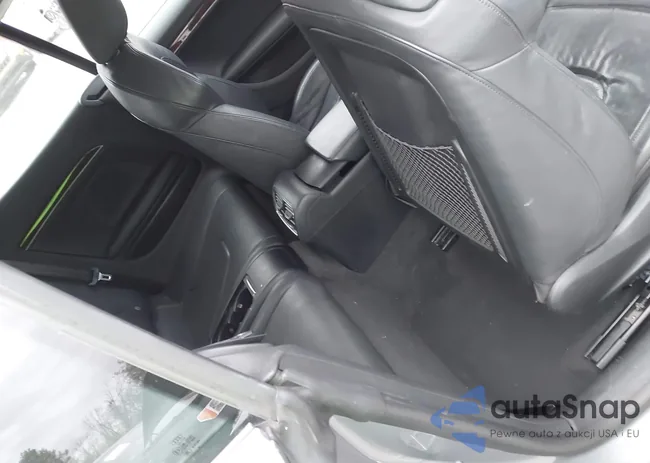 WAUMFAFH2FN010668: 43725182