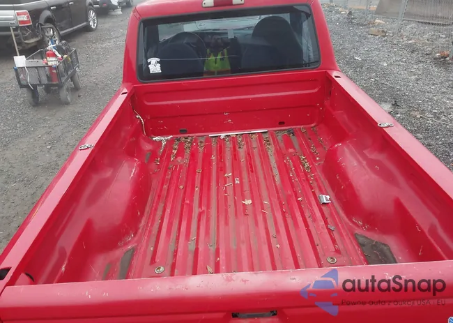 1FTYR10C1YPB16562: 43724648