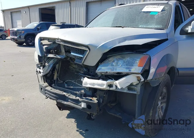 KNDJC733955467793: 43724657