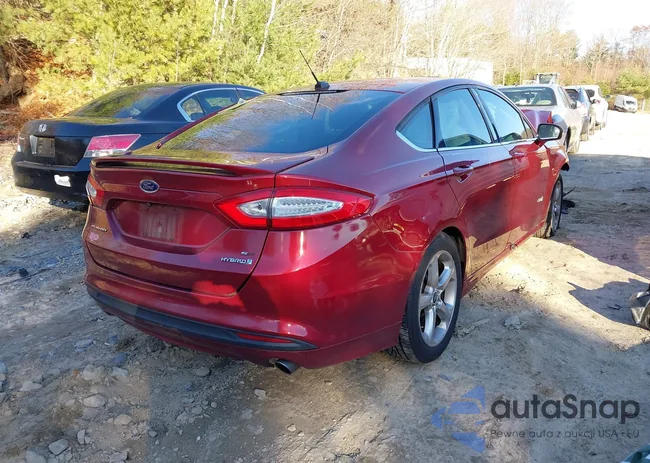 3FA6P0LU9ER264027: 43724668