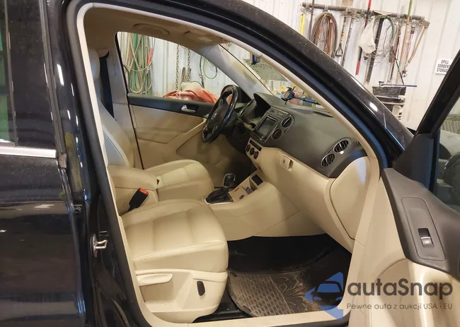 WVGSV7AX8HK002475: 43724744