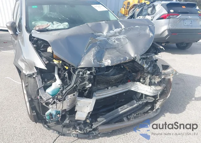 2C4RC1EG6HR652844: 43724792