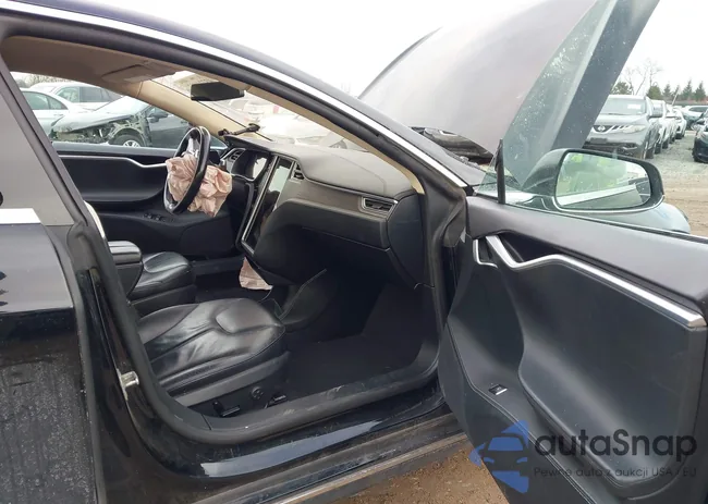 5YJSA1S18EFP42334: 43724807