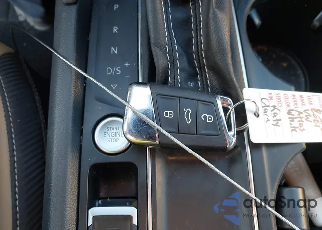 1V2DC2CA2MC227220: 43724927