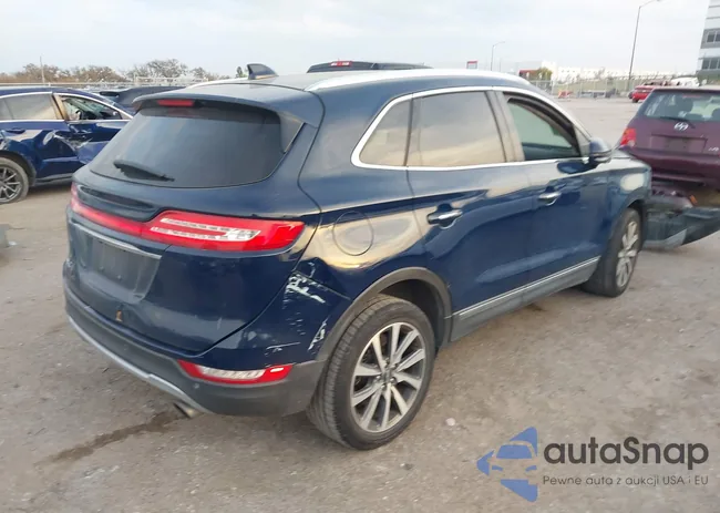 5LMCJ3C95KUL38441: 43725015