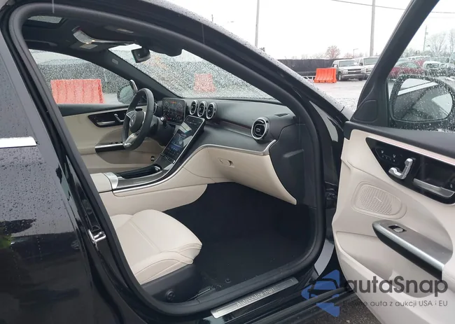 W1KAF4HB7PR141949: 43725035