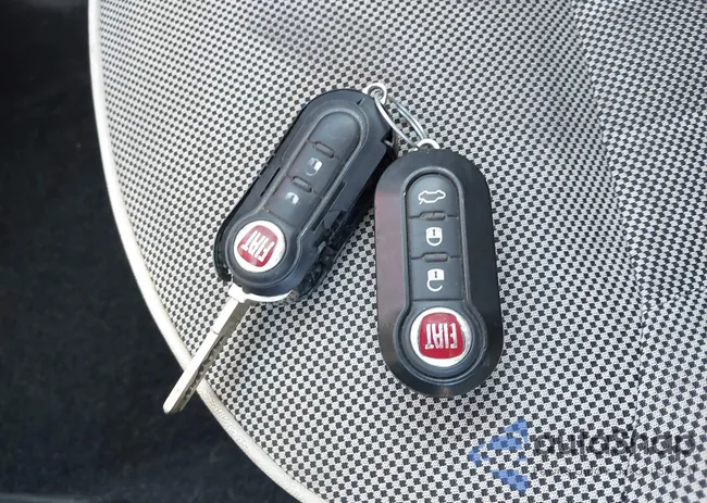 3C3CFFCR0DT574247: 43726160