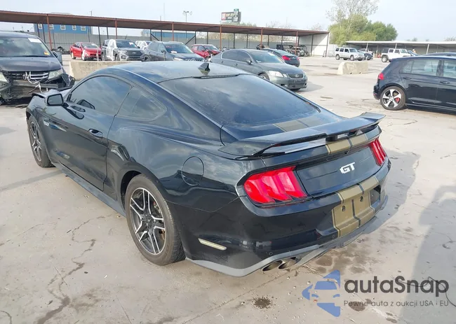 1FA6P8CF0L5146190: 43726261